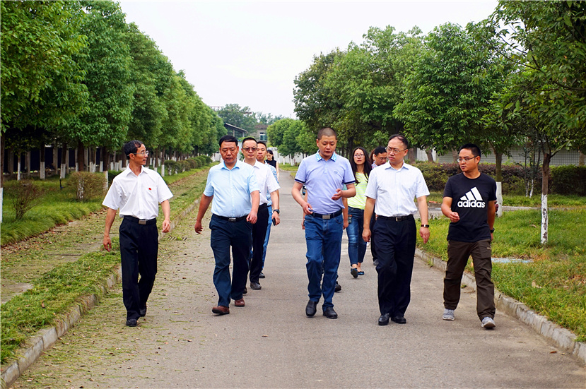 市委常委、市紀(jì)委書記郭宏川 視察杰陽(yáng)排水有限公司